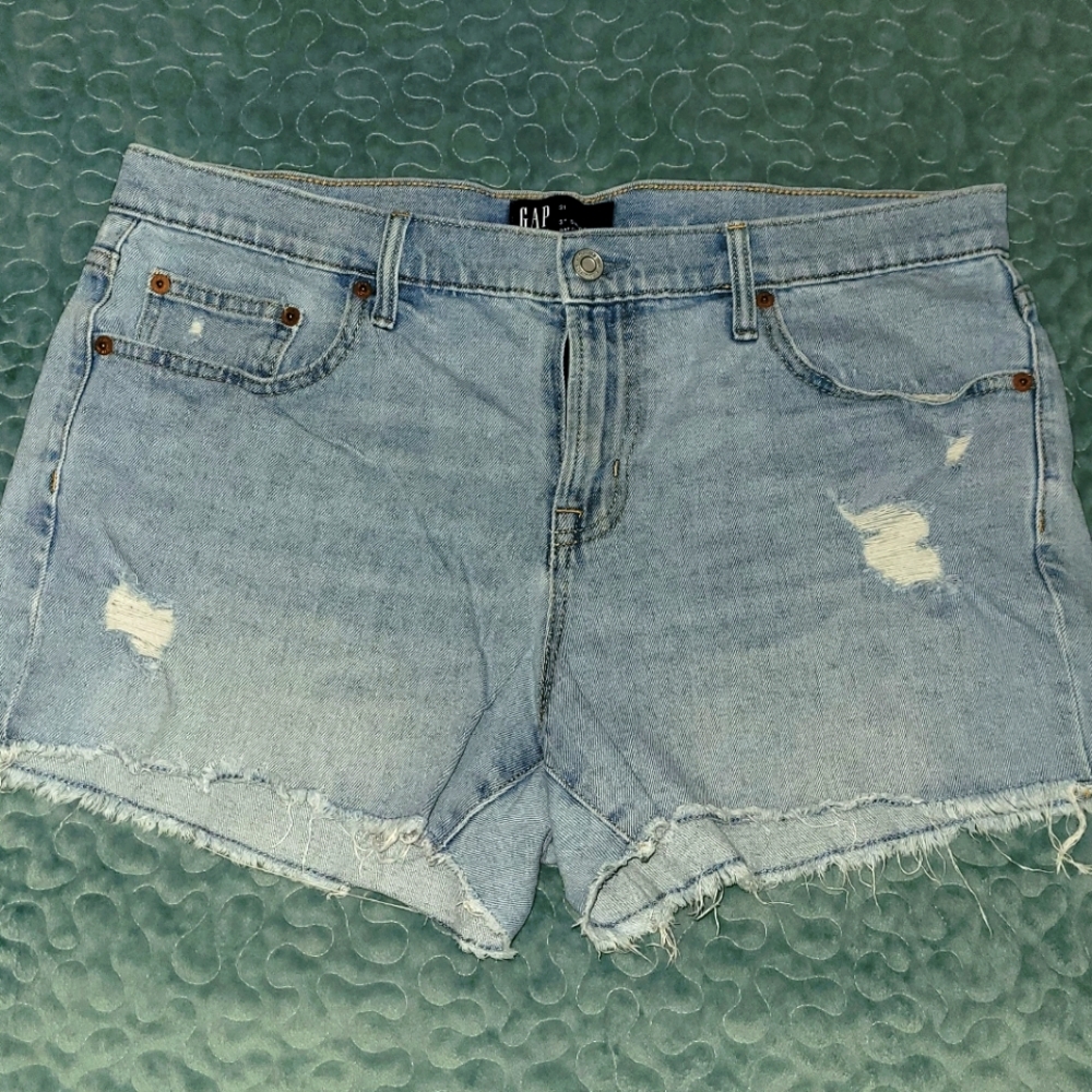 Gap cut off shorts